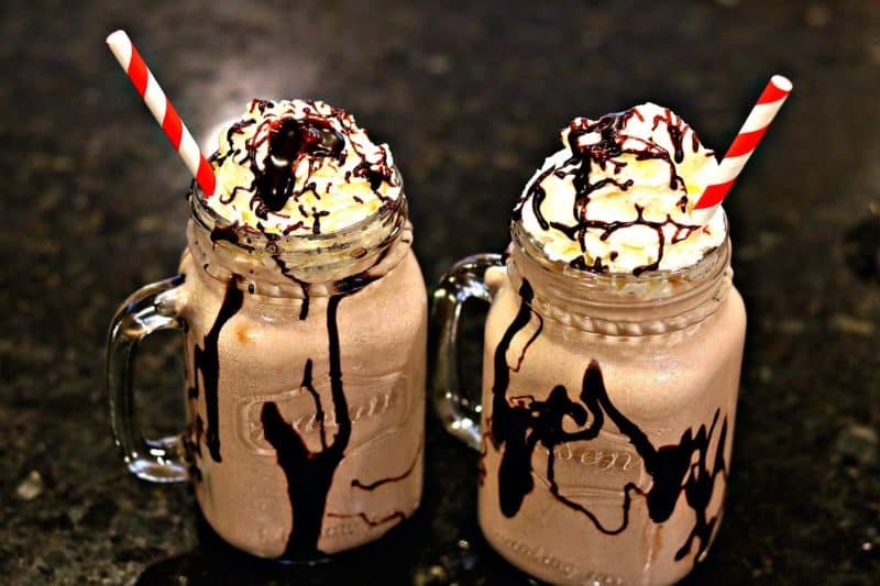 Two vodka mudslide drinks on a counter