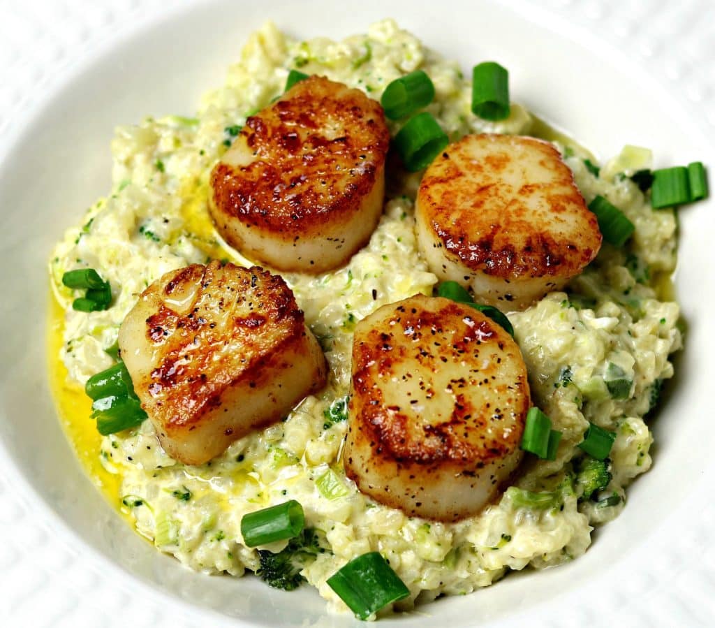 Seared Scallops & Cauliflower Rice Risotto in a bowl