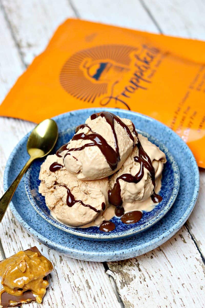 Keto Peanut Butter Ice Cream w/ Chocolate Syrup, Frappaketo and two chocolate peanut keto bark squares
