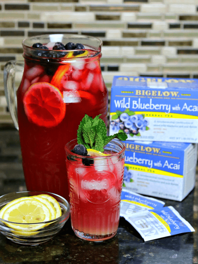 Keto Blueberry Iced Tea Lemonade in a pitcher and a cup