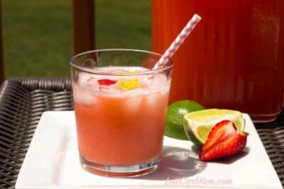 Sugar-free Strawberry Limeade in a glass cup