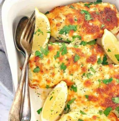 Creamy Pesto Chicken in a pan