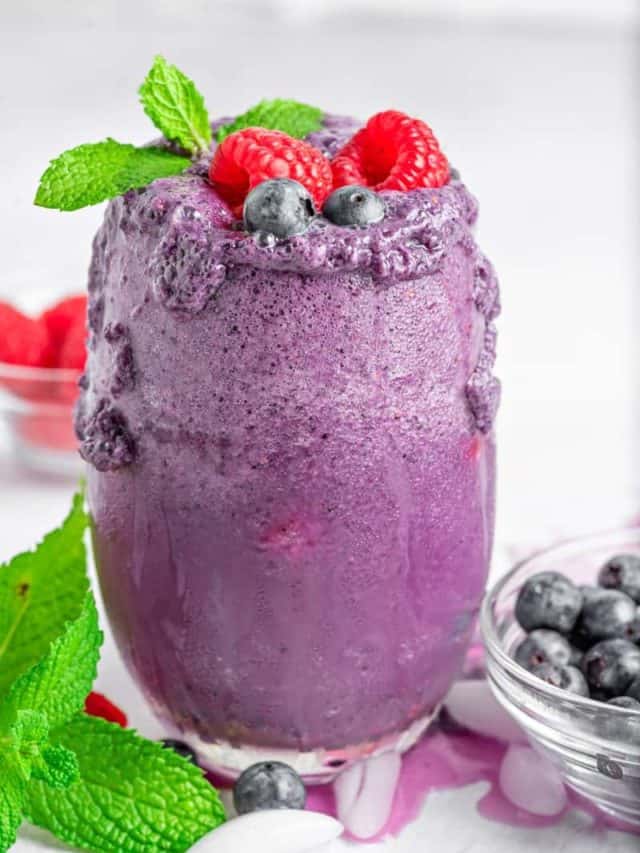 A glass of Mixed Berry Smoothie