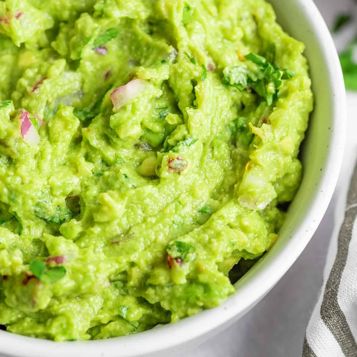 keto guacamole in a bowl