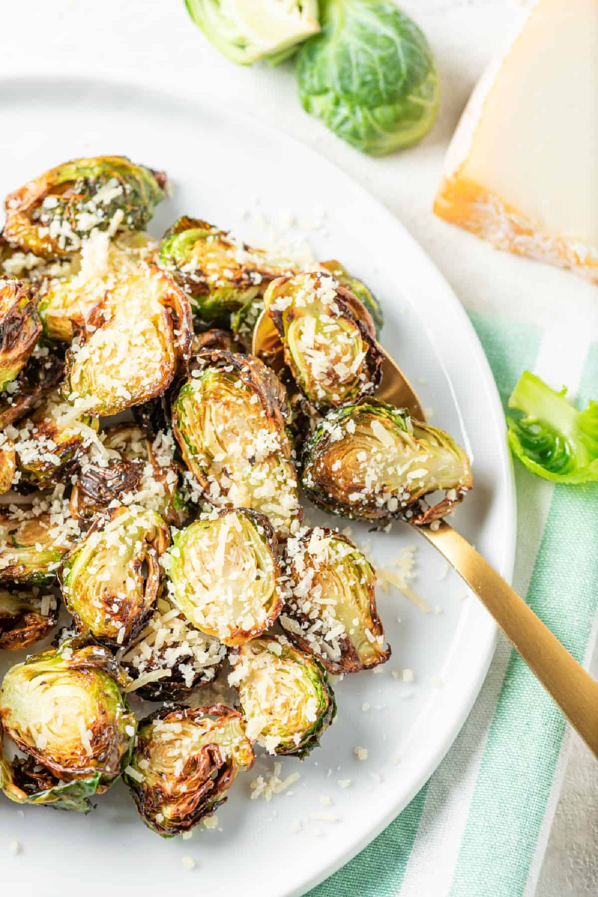 Ninja Foodi brussel sprouts on a plate