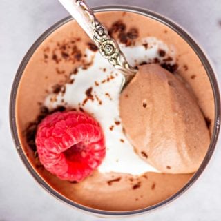 keto chocolate cheesecake mousse recipe close up