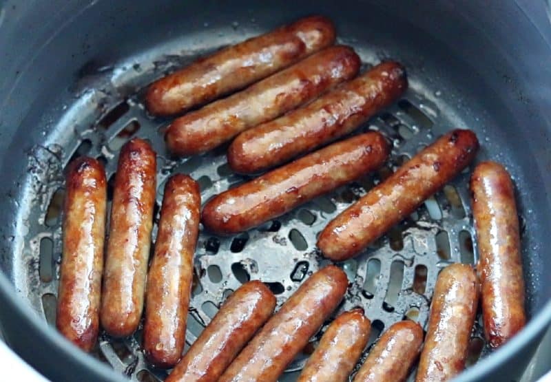 breakfast sausage links in the Ninja Foodi air fryer