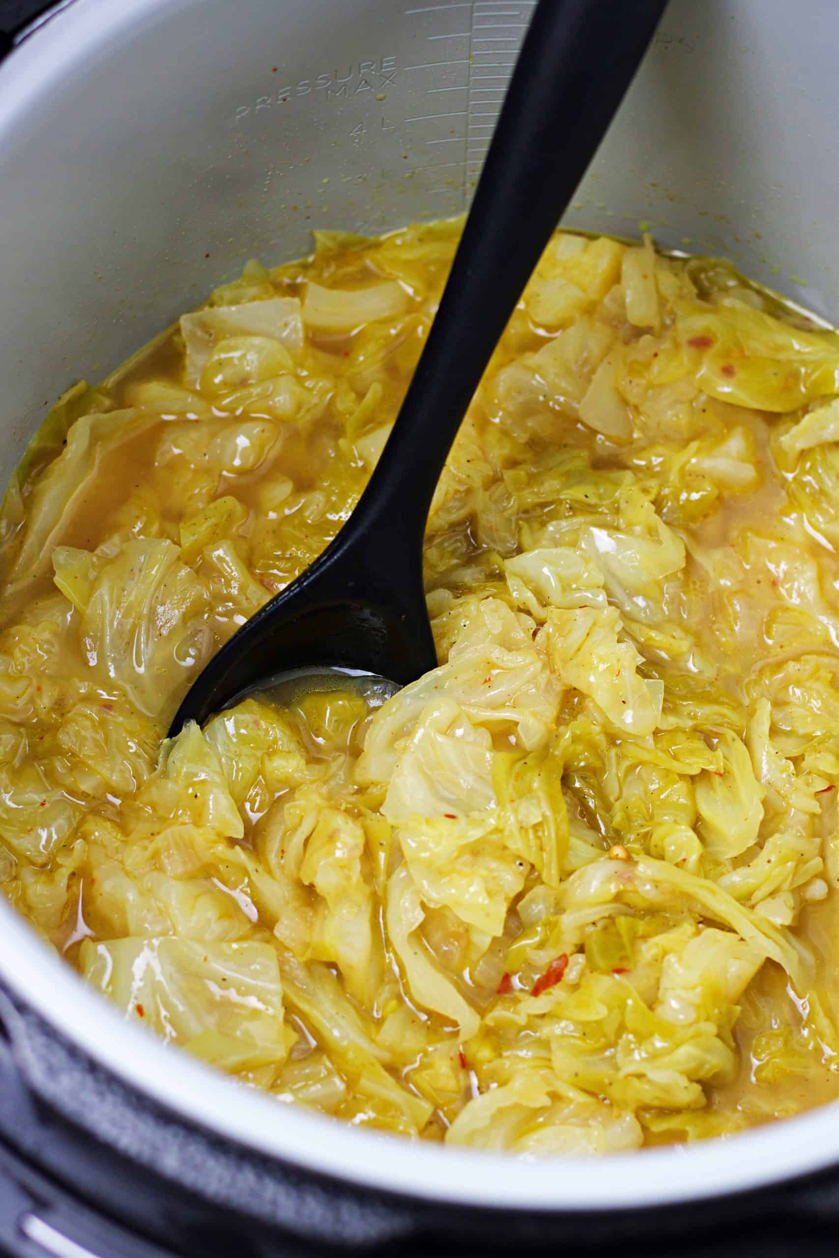 cabbage in the pressure cooker pot