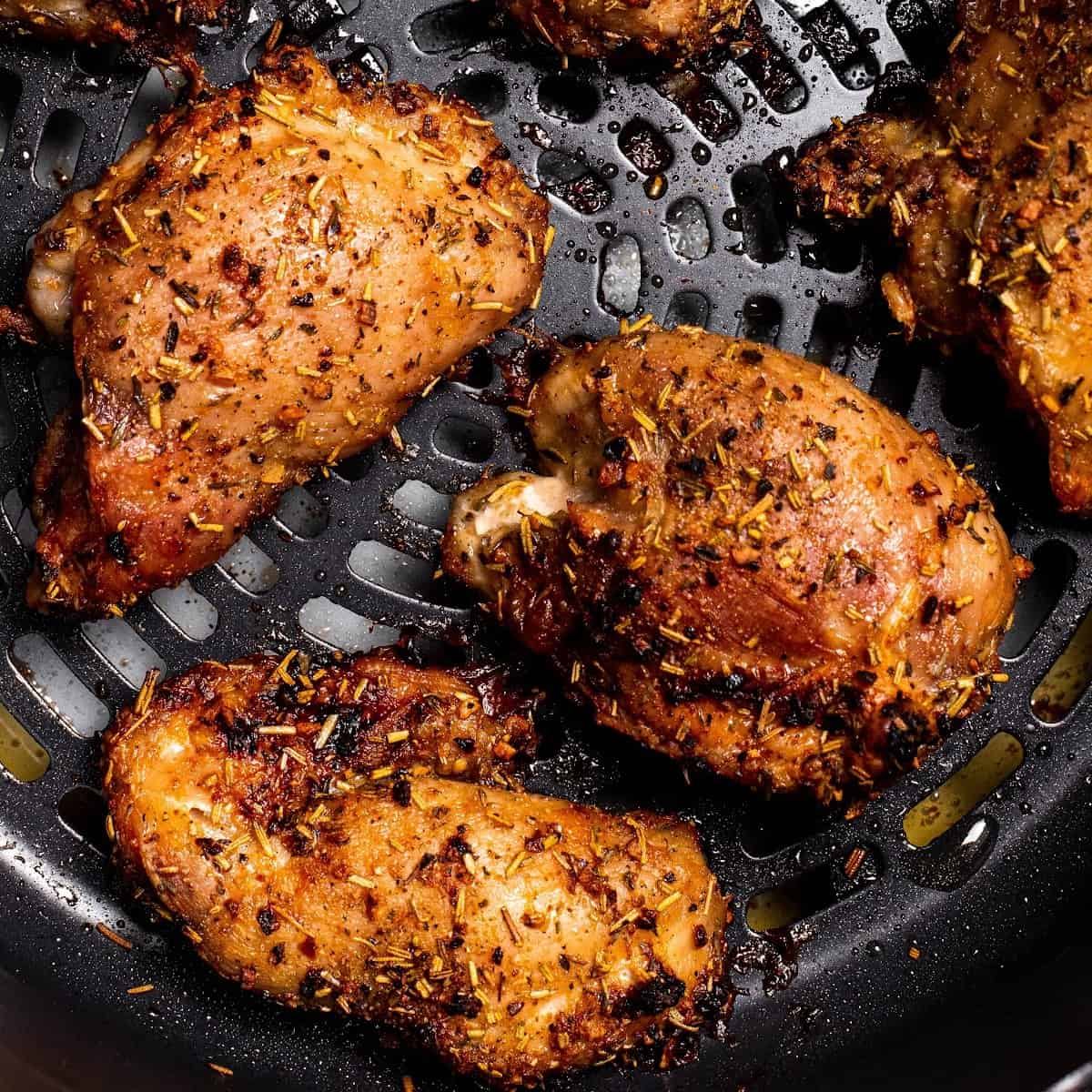 Boneless skinless chicken 2025 thighs air fryer recipe