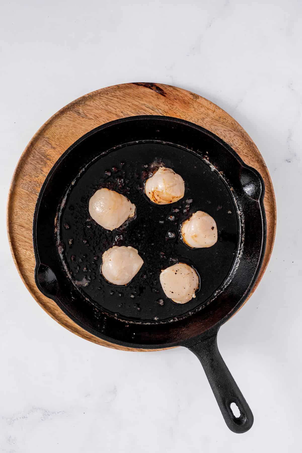 frying raw jumbo scallops
