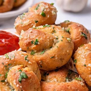 close up shot of Garlic Bread Bites