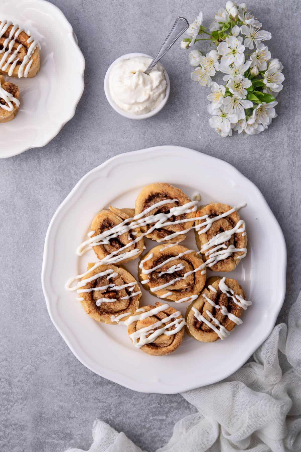 yummy cinnamon rolls on a white plate