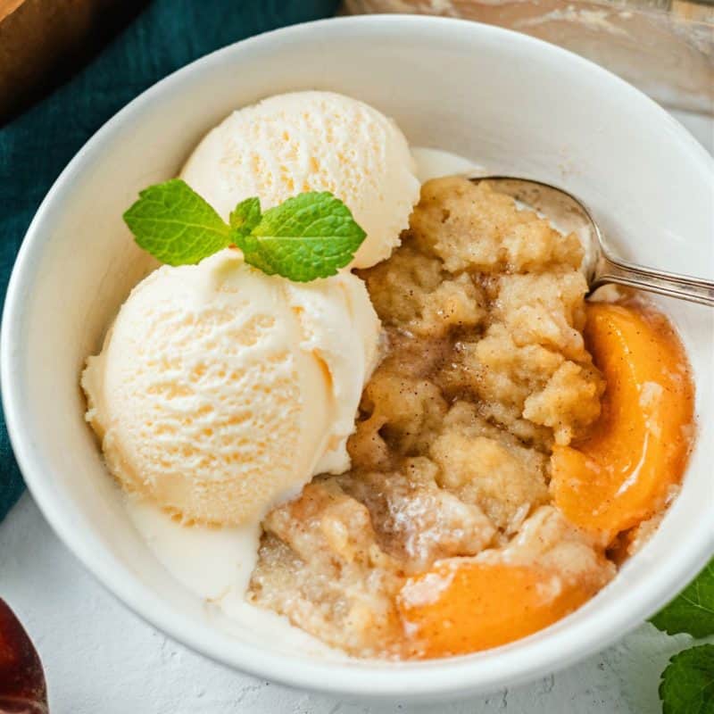 Easy Keto Peach Cobbler [Sugarfree Recipe] Dr. Davinah's Eats