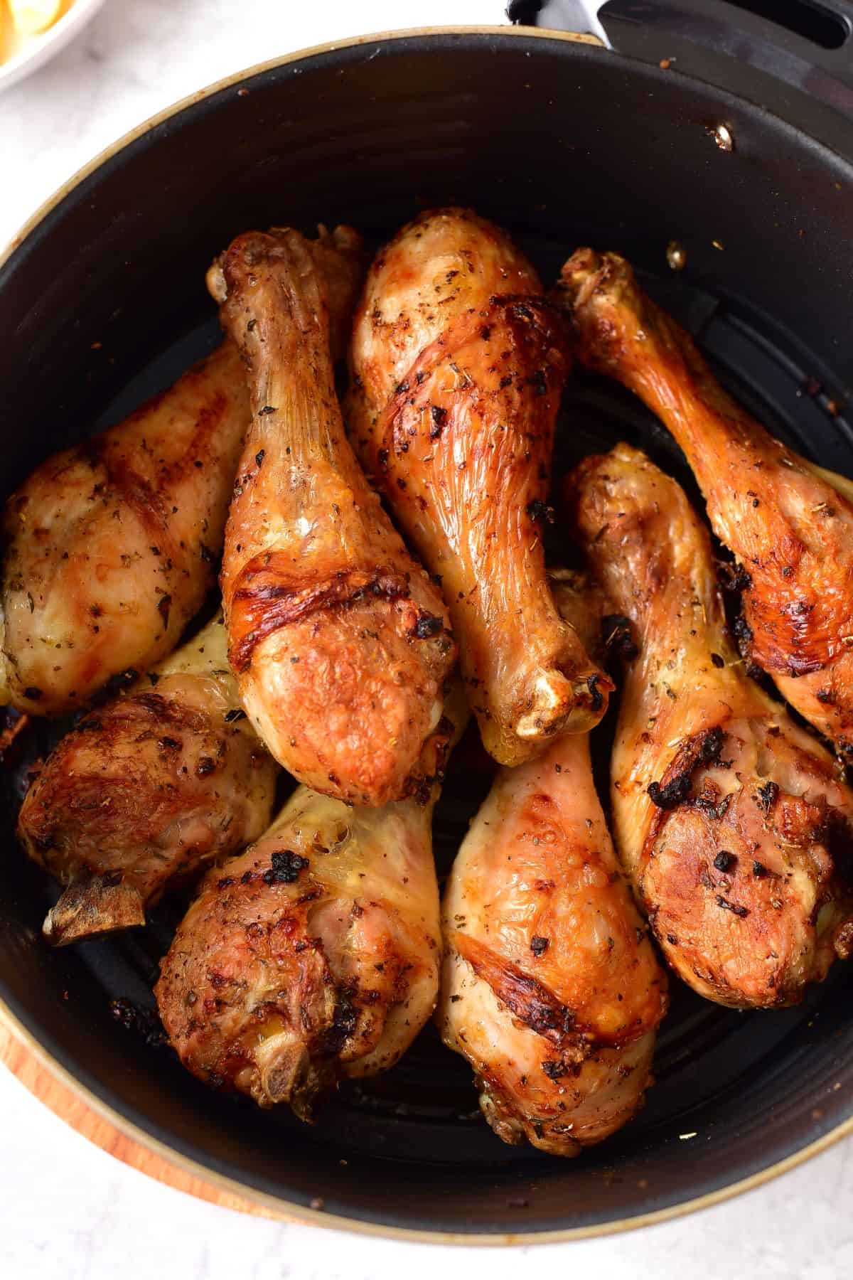 cooked marinated chicken drumstick in an air fryer