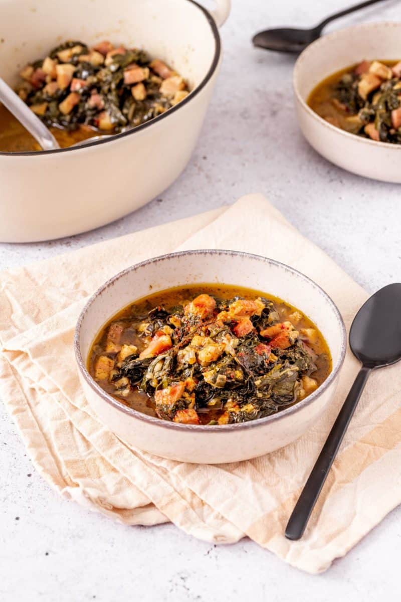 Collard Greens With Bacon Recipe - Dr. Davinah's Eats