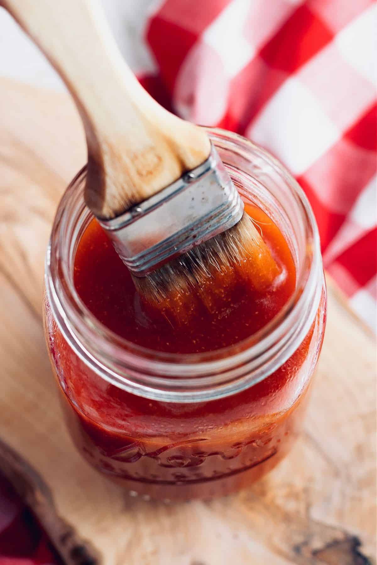 keto bbq sauce recipe on a wooden board for a bbq picnic