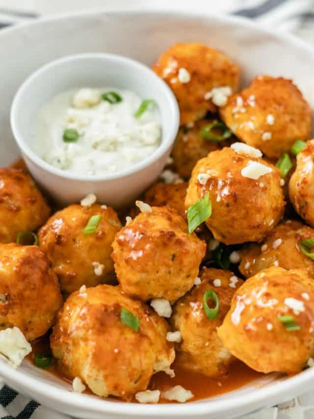 Bowl of Keto Buffalo Chicken Meatballs – Low-carb and delicious