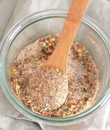 Homemade dry rub for steaks in a small dish