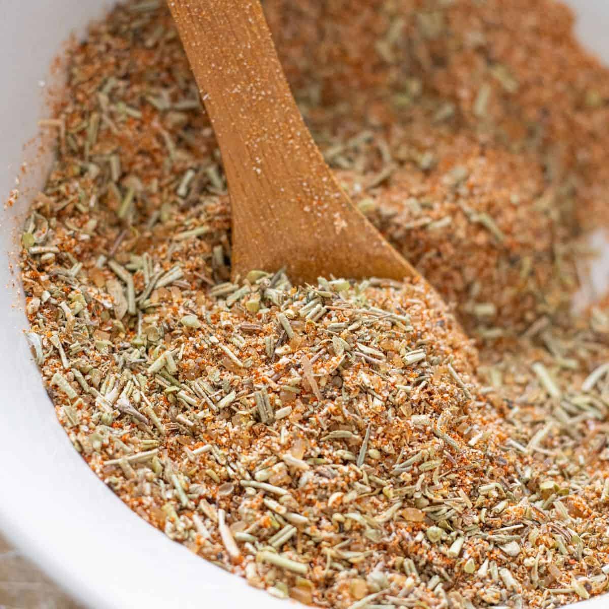Bowl of rotisserie chicken seasoning spice mix for roasted chicken