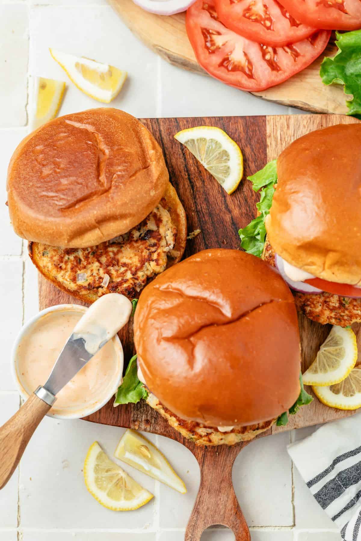 Salmon burgers canned salmon recipe with spicy mayo and onion