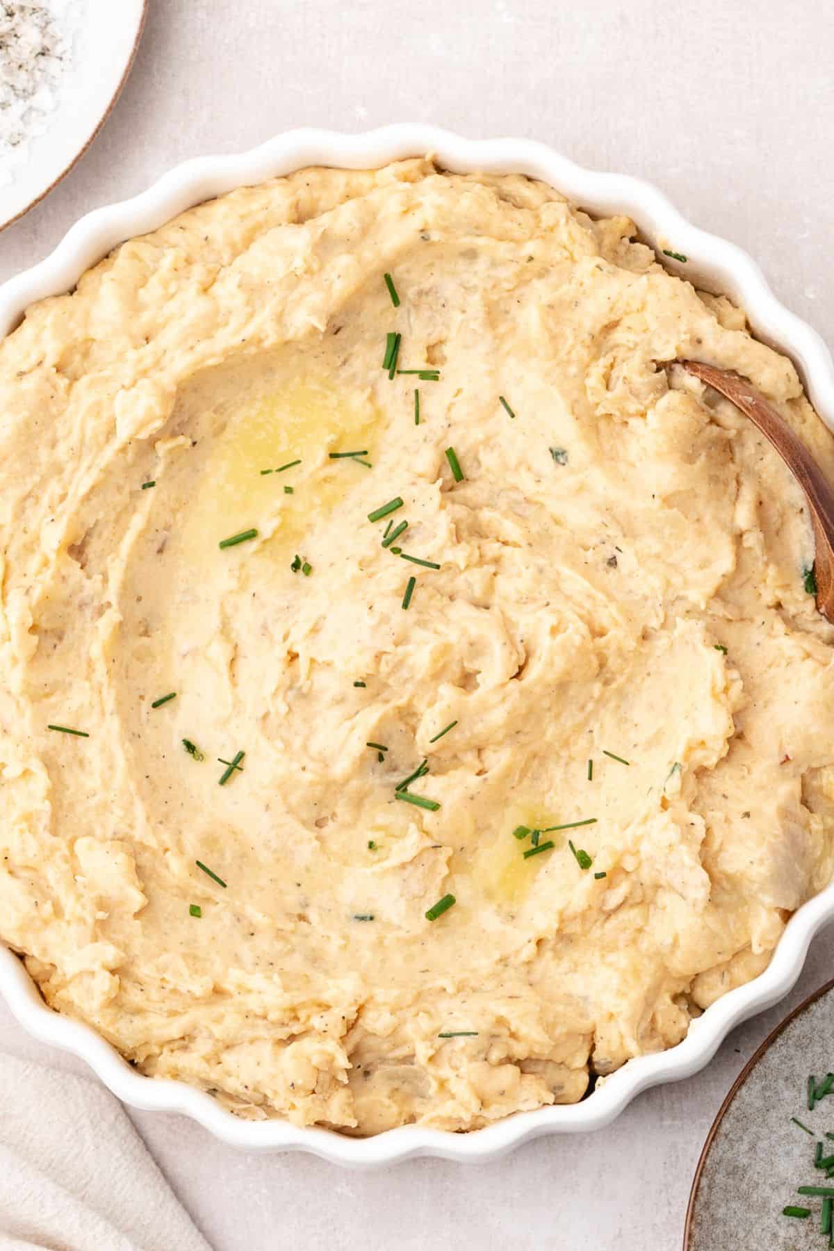 Mashed potatoes with cheese recipe perfect for holiday dinners