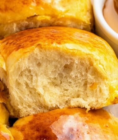 Hawaiian bread dinner rolls with a lightly sweet pineapple flavor