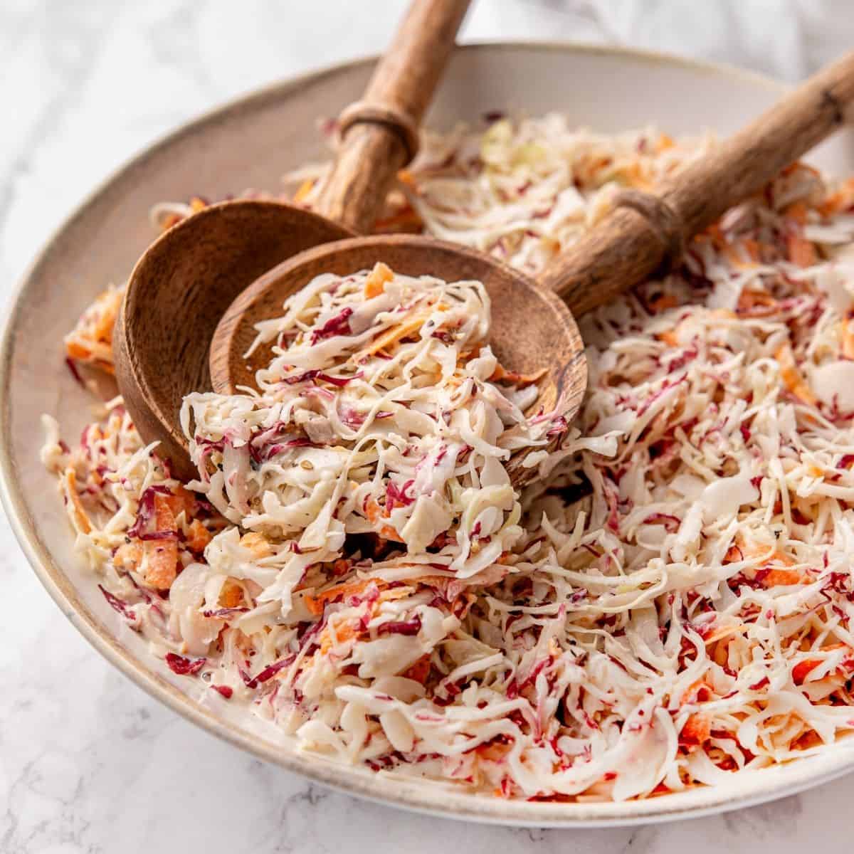 Best southern coleslaw recipe with a creamy, tangy dressing